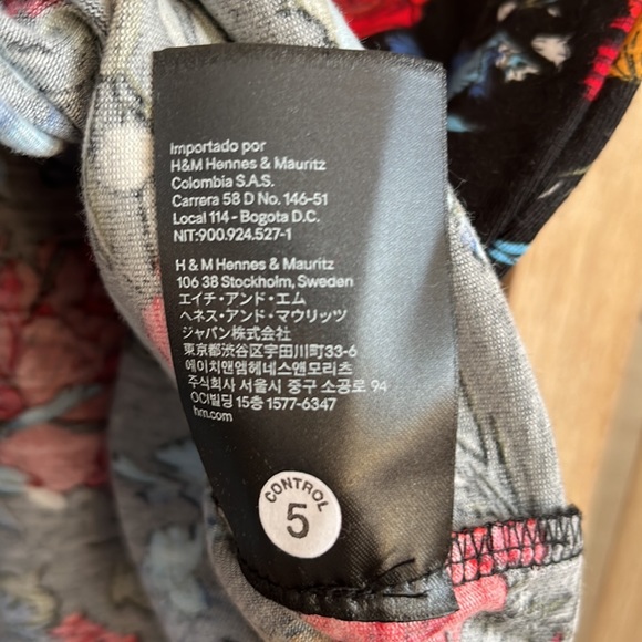 H&M Wildflower Fitted Stretchy Long Sleeve Dress - Picture 6 of 7